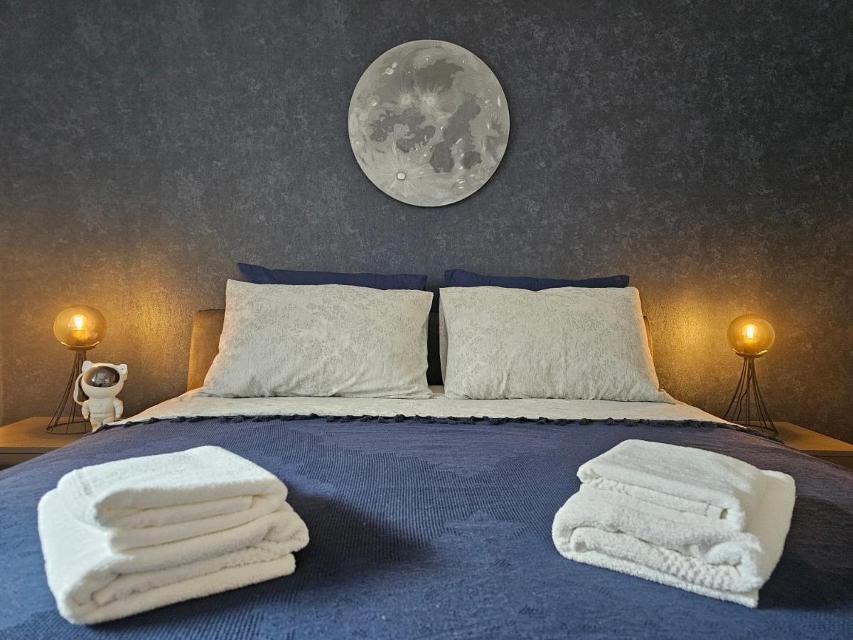 Sun&Moon Apartments Нови-Сад Экстерьер фото