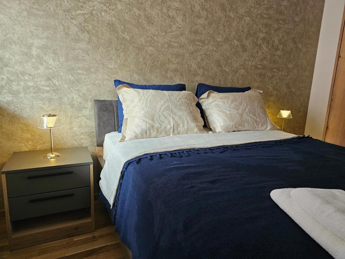 Sun&Moon Apartments Нови-Сад Экстерьер фото